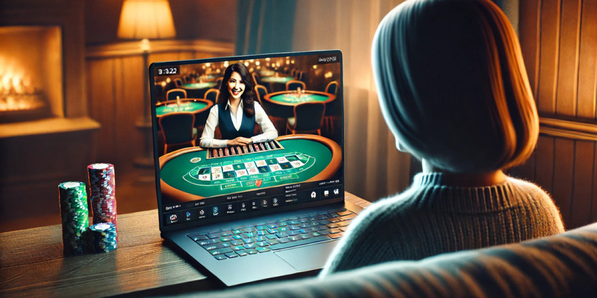 Mastering Online Poker Tactics